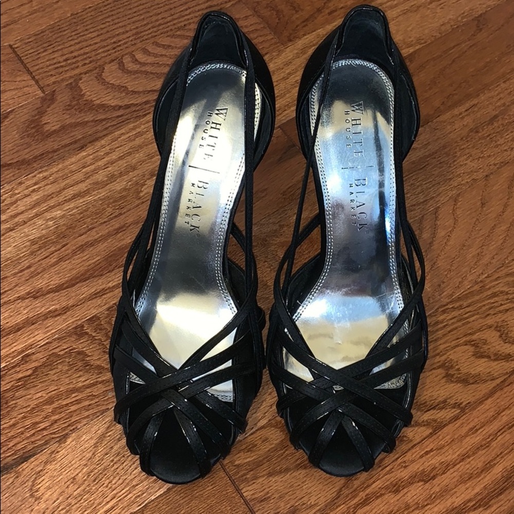WhiteHouse BlackMarket dressy black strappy sandal
